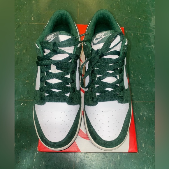 Nike Women's Green and White Sneakers - Picture 5 of 12